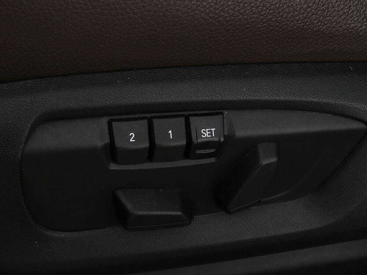 Купить BMW X5 с пробегом. Фото: #11