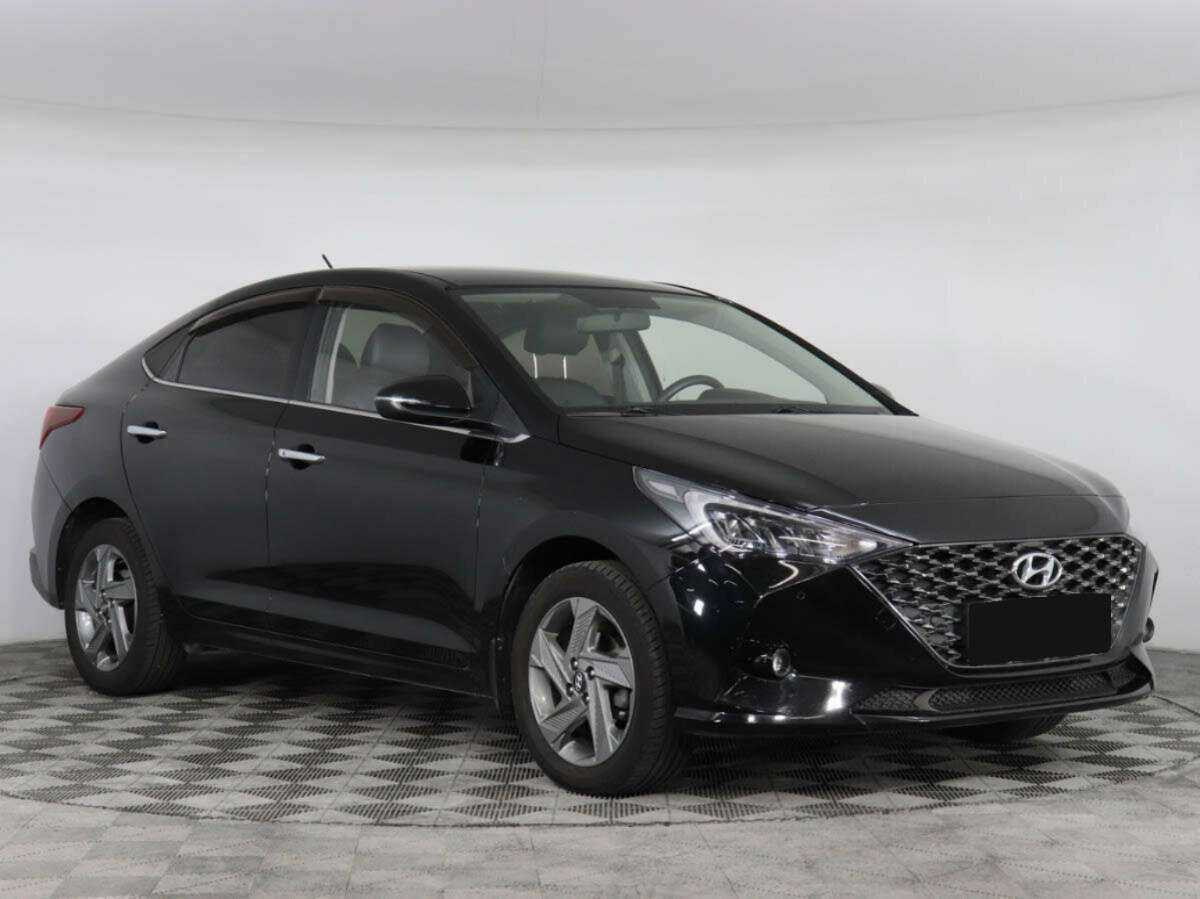 Купить Hyundai Solaris с пробегом. Фото: #2