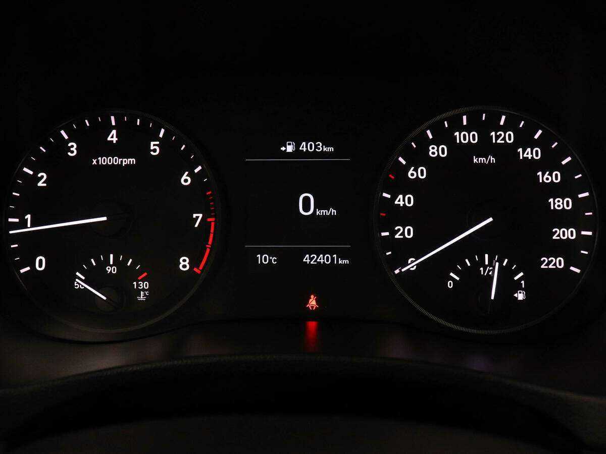 Купить Hyundai Solaris с пробегом. Фото: #6