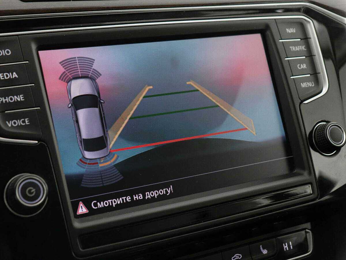 Купить Volkswagen Passat с пробегом. Фото: #10