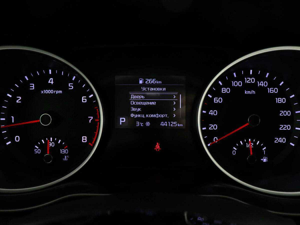 Купить Kia Ceed с пробегом. Фото: #9