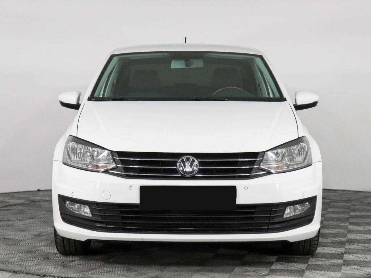 Купить Volkswagen Polo с пробегом. Фото: #1