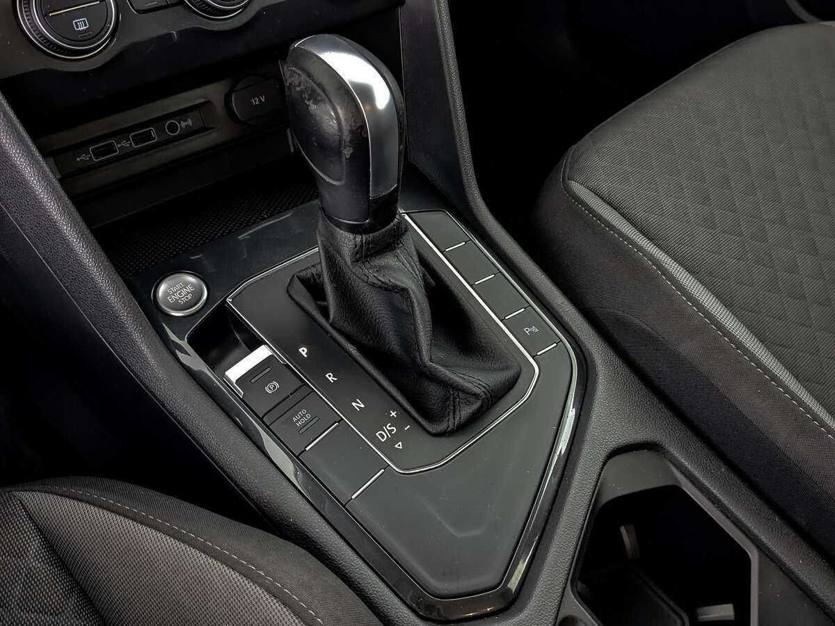 Купить Volkswagen Tiguan с пробегом. Фото: #21