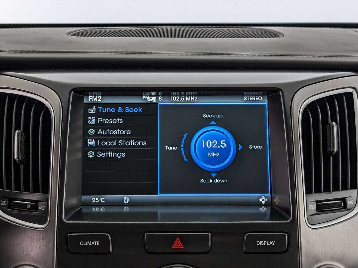 Купить Hyundai Equus с пробегом. Фото: #12