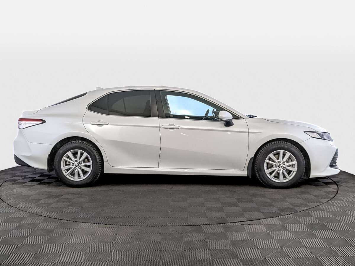 Купить Toyota Camry с пробегом. Фото: #3