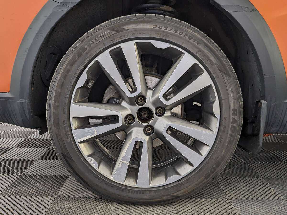 Купить Lada (ВАЗ) Vesta с пробегом. Фото: #8