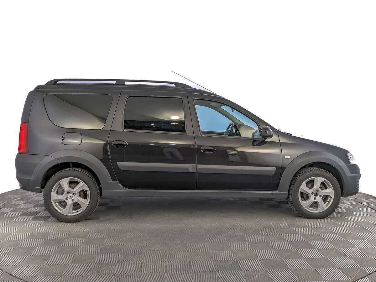 Купить Lada (ВАЗ) Largus с пробегом. Фото: #3