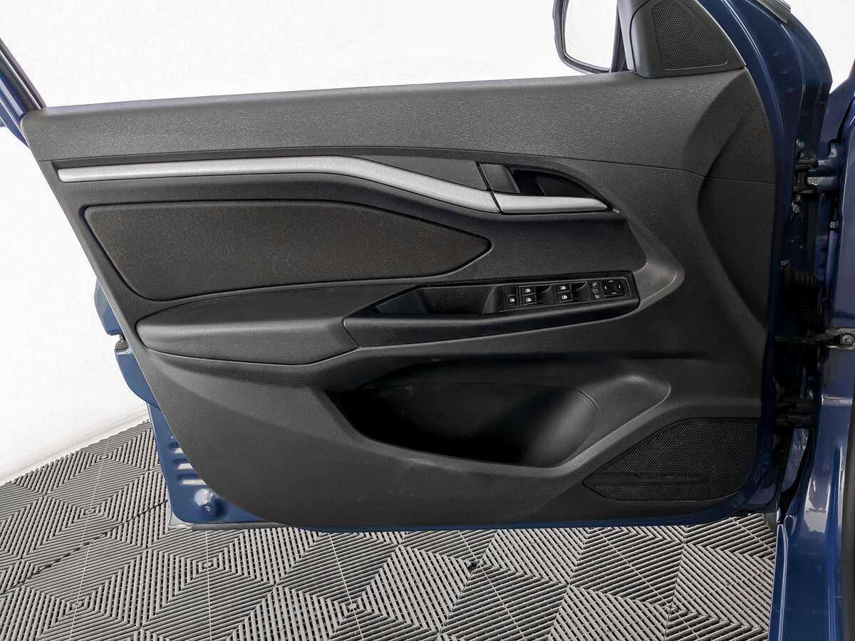 Купить Lada (ВАЗ) Vesta с пробегом. Фото: #14