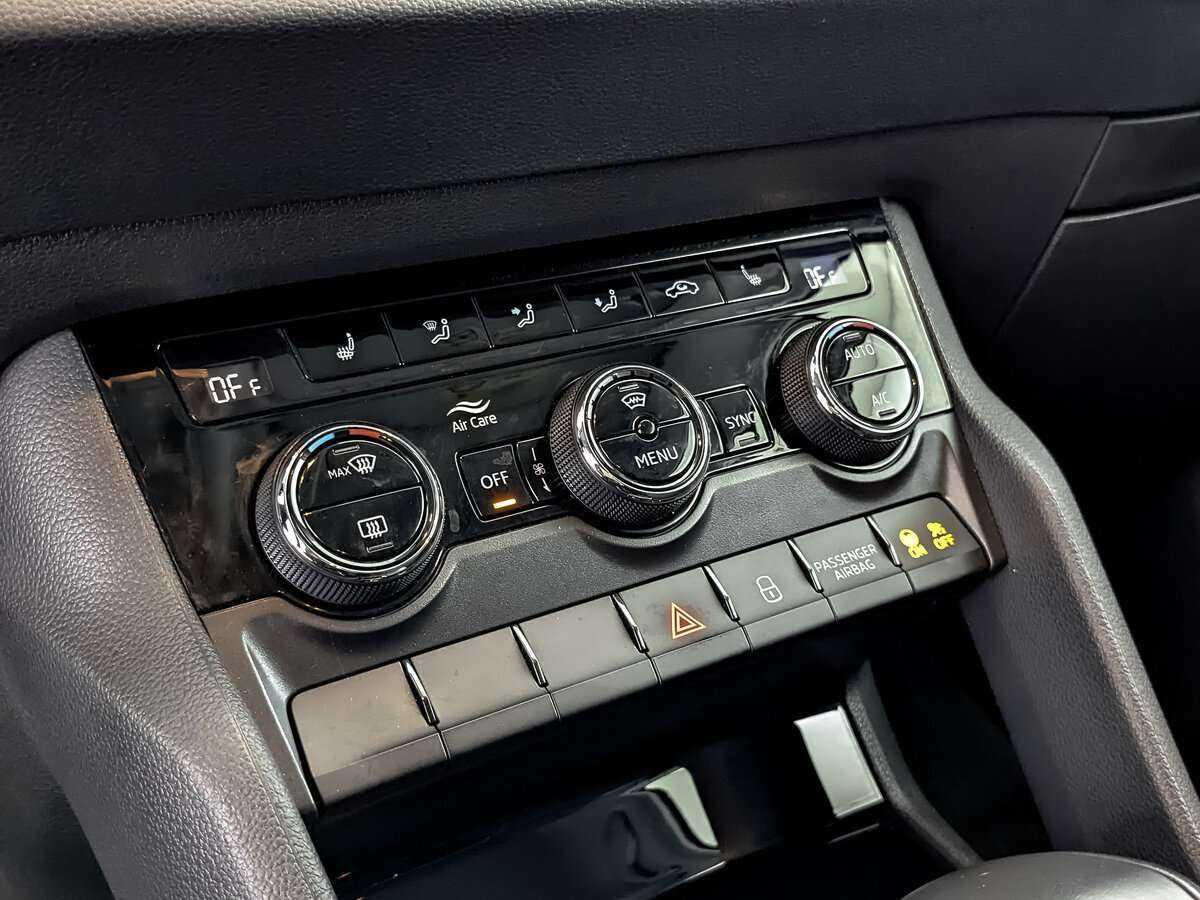 Купить Skoda Karoq с пробегом. Фото: #16