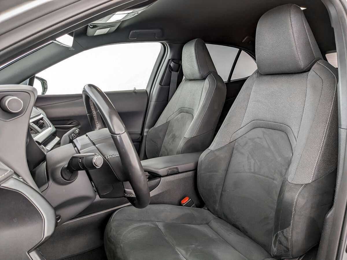 Купить Lexus UX с пробегом. Фото: #15