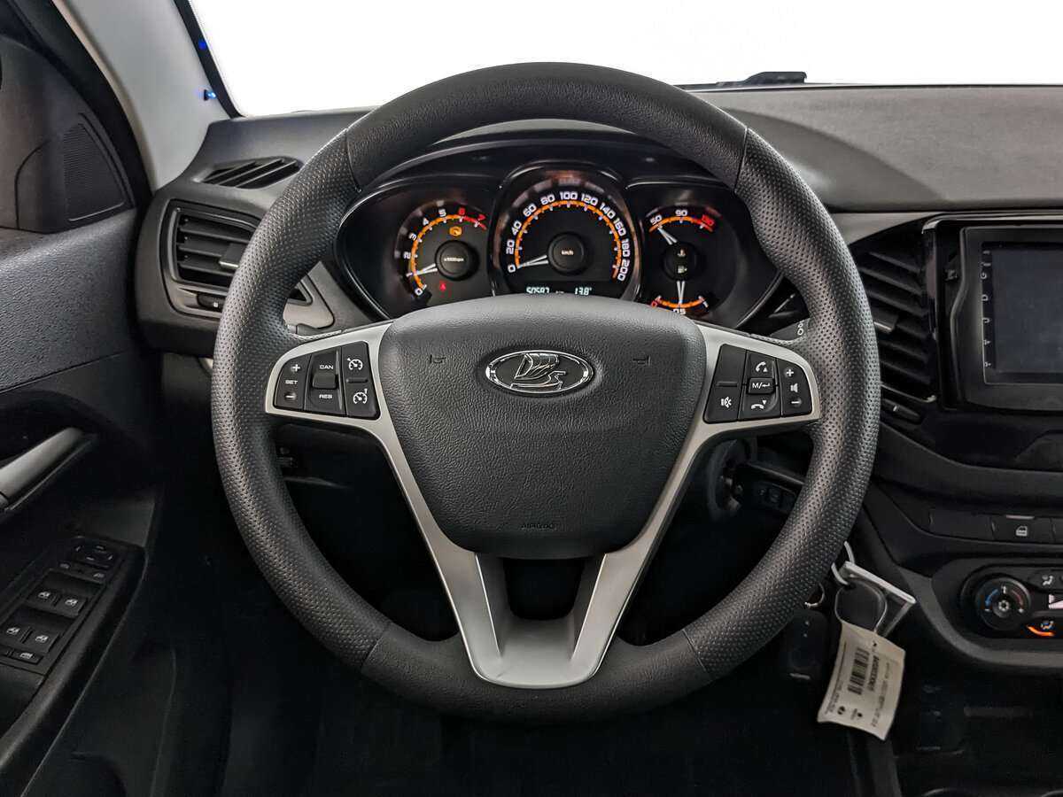 Купить Lada (ВАЗ) Vesta с пробегом. Фото: #16