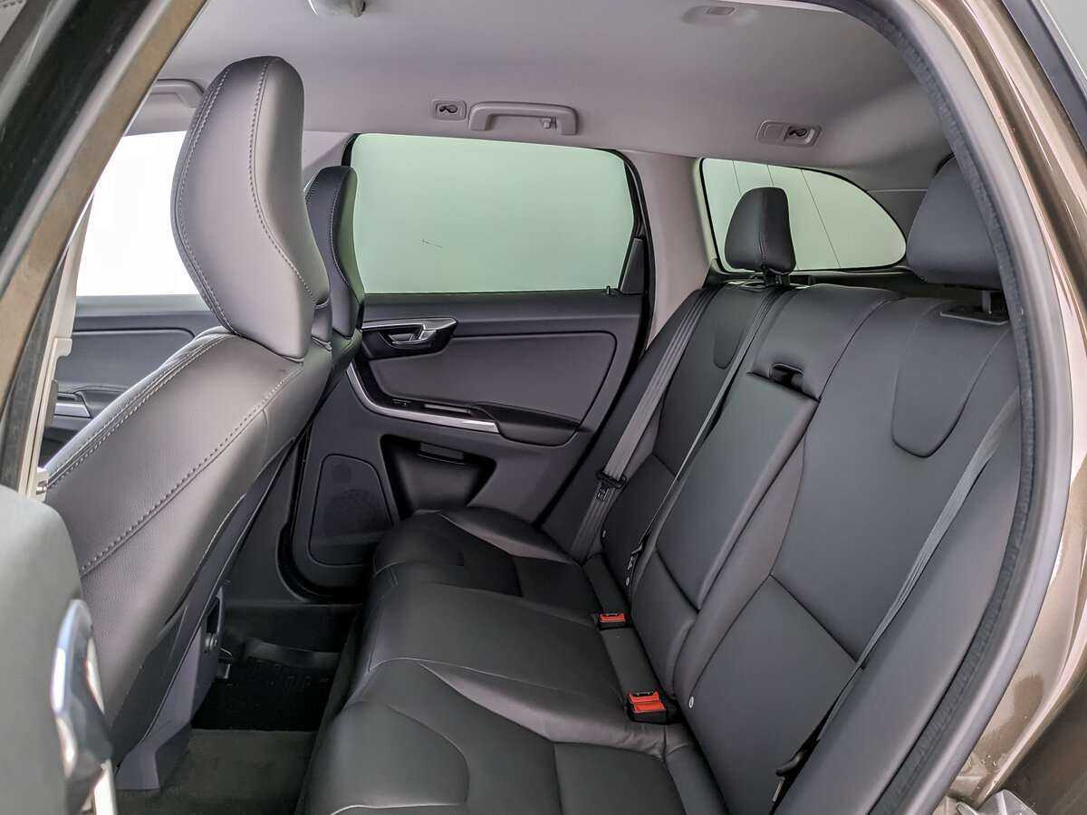 Купить Volvo XC60 с пробегом. Фото: #11