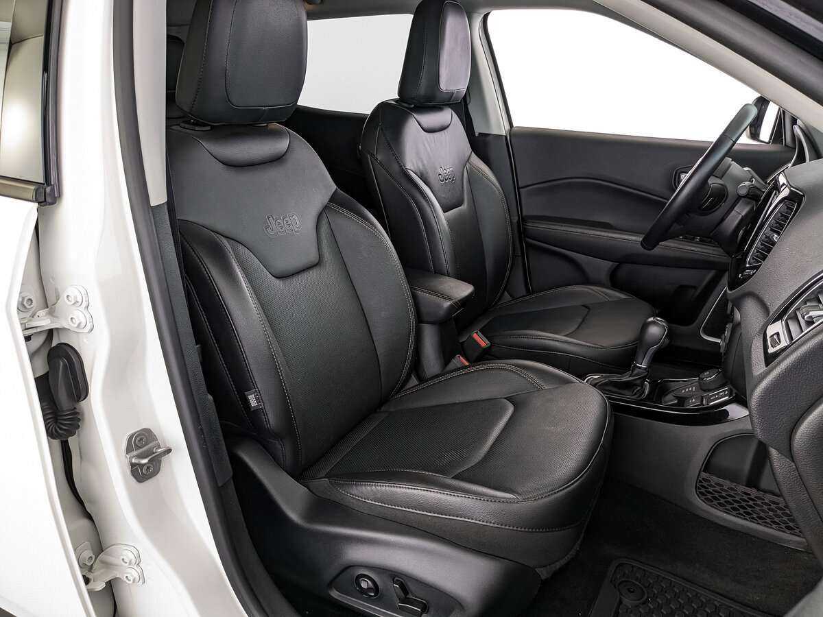 Купить Jeep Compass с пробегом. Фото: #19