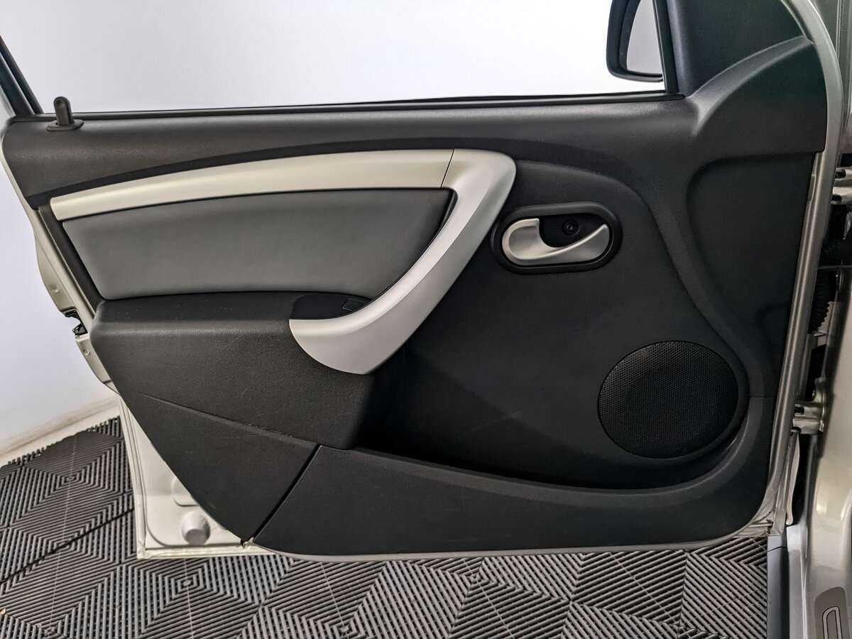 Купить Lada (ВАЗ) Largus с пробегом. Фото: #14