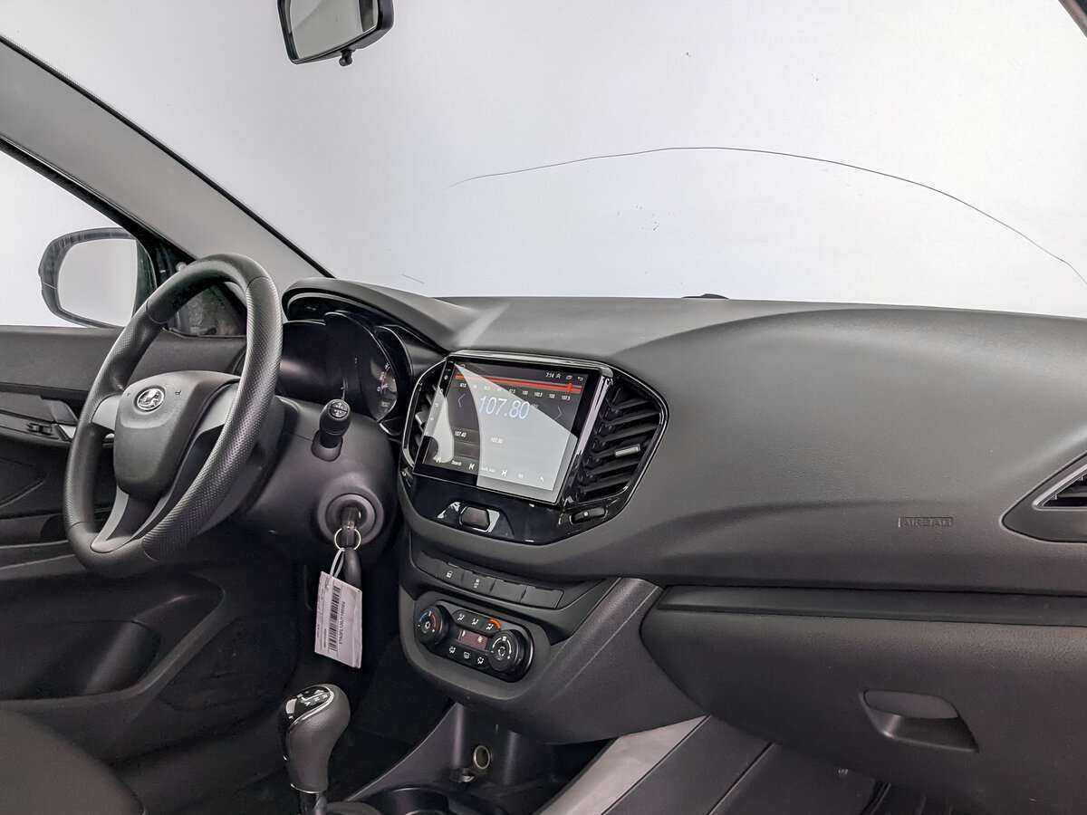 Купить Lada (ВАЗ) Vesta с пробегом. Фото: #8