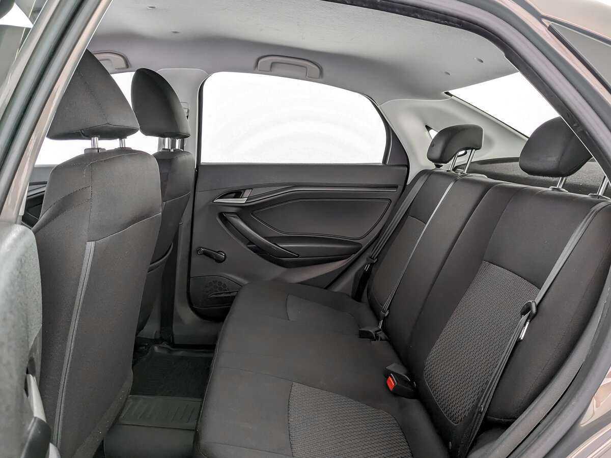 Купить Lada (ВАЗ) Vesta с пробегом. Фото: #9