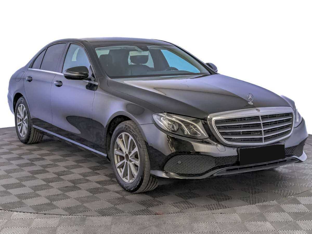 Купить Mercedes-Benz E-Класс с пробегом. Фото: #2