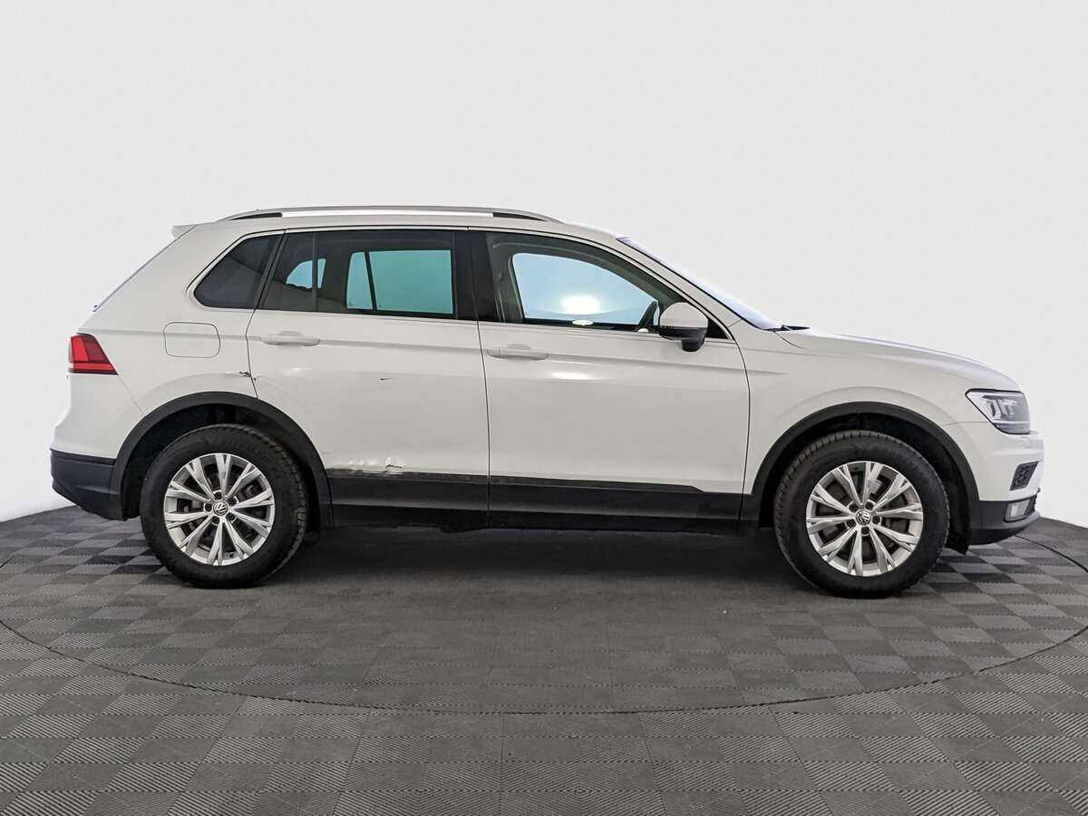 Купить Volkswagen Tiguan с пробегом. Фото: #3