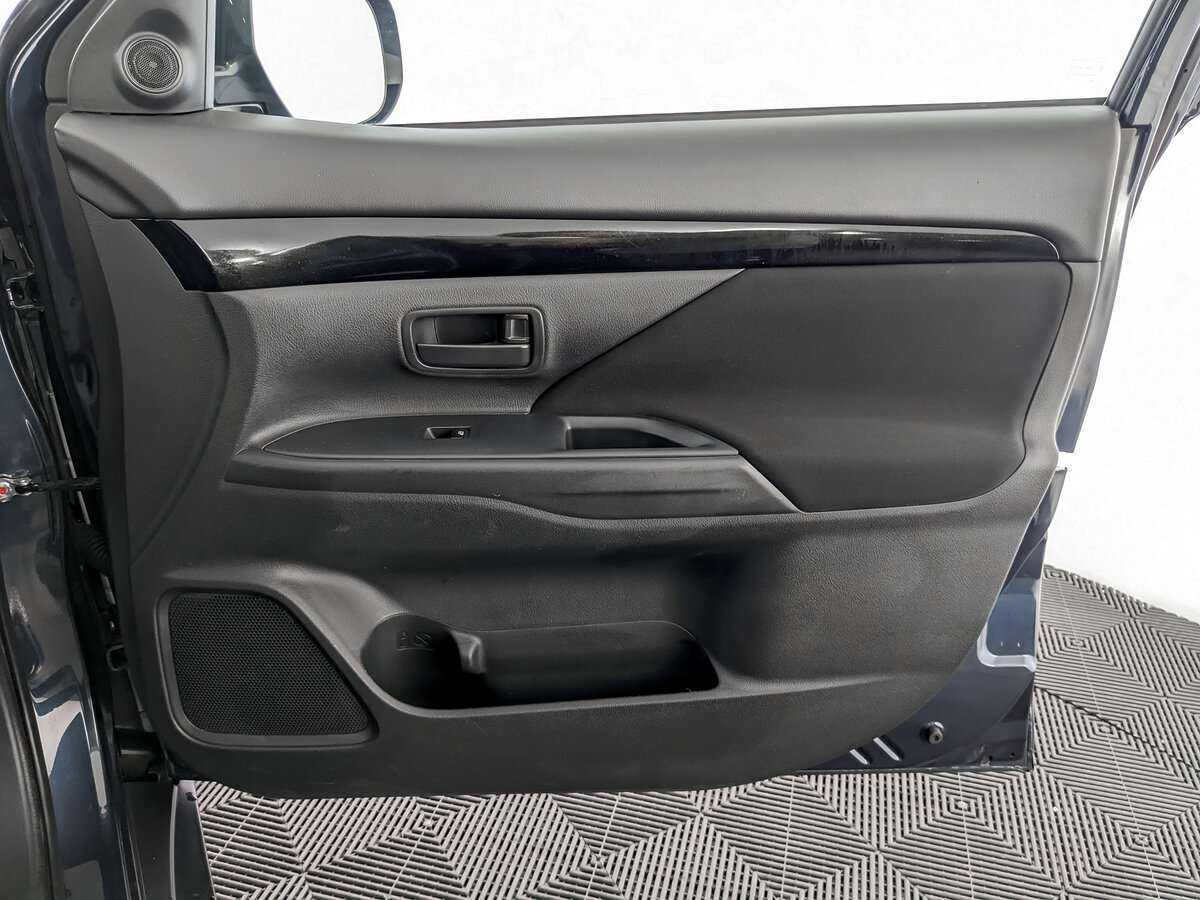 Продажа Б/У Митсубиши Оутлэндер. Фото: #19