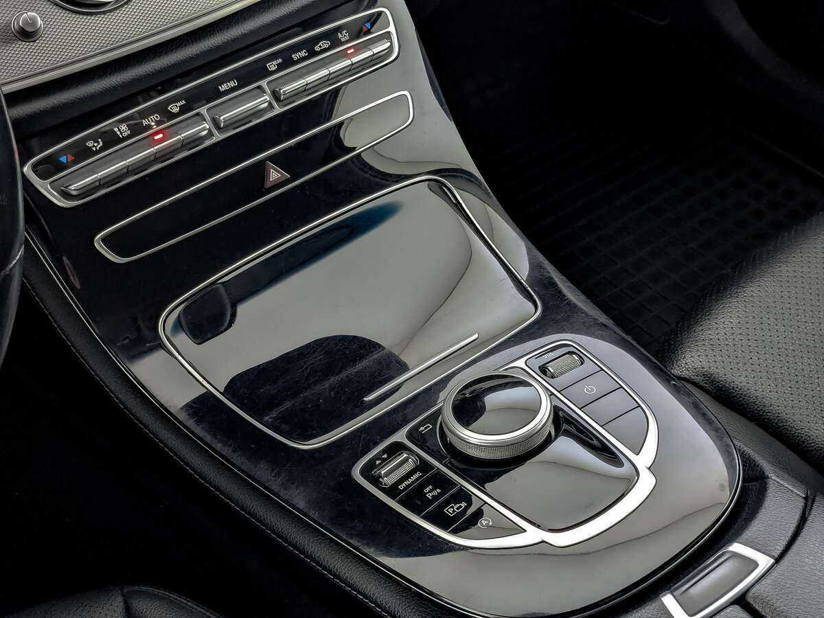 Купить Mercedes-Benz E-Класс с пробегом. Фото: #21