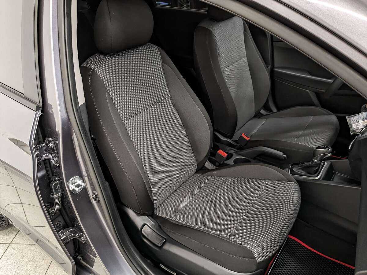 Купить Hyundai Solaris с пробегом. Фото: #19