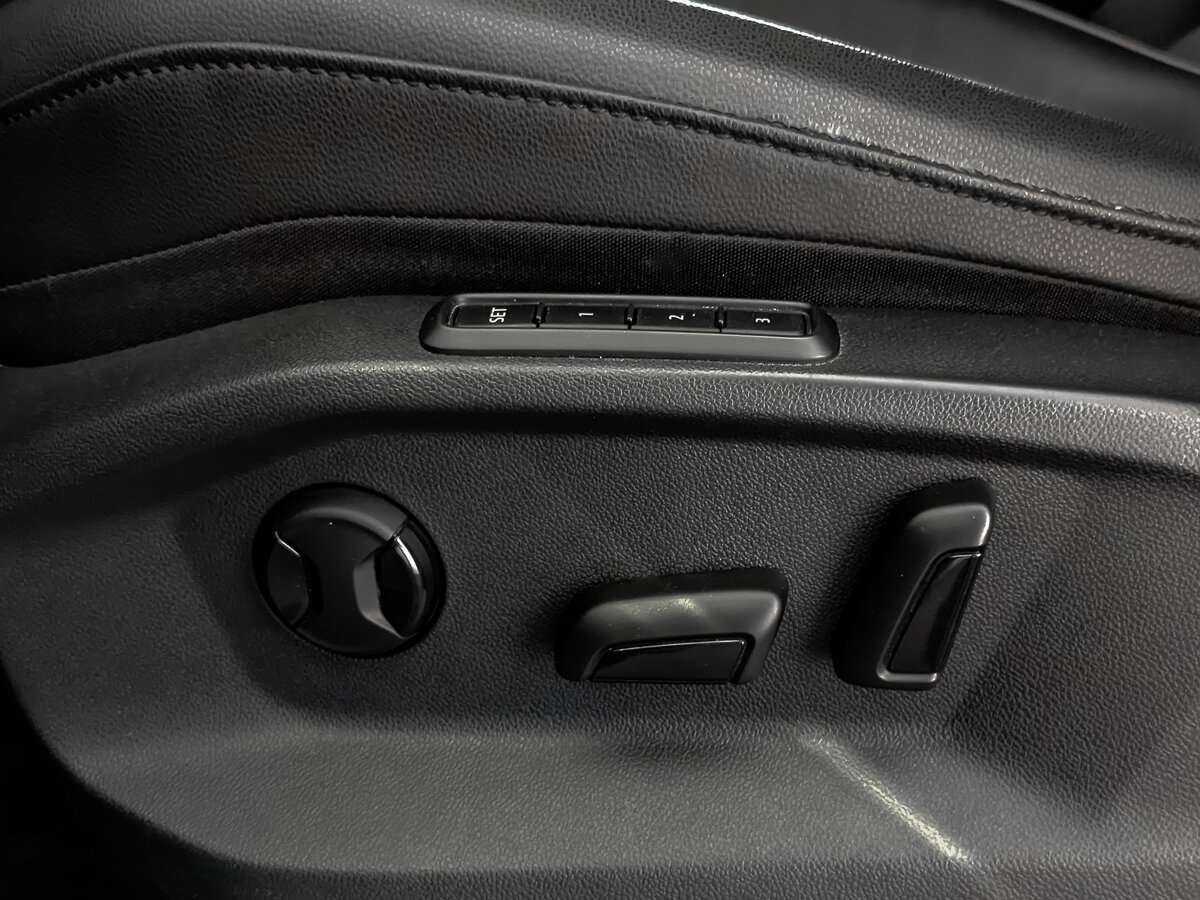 Купить Volkswagen Tiguan с пробегом. Фото: #22