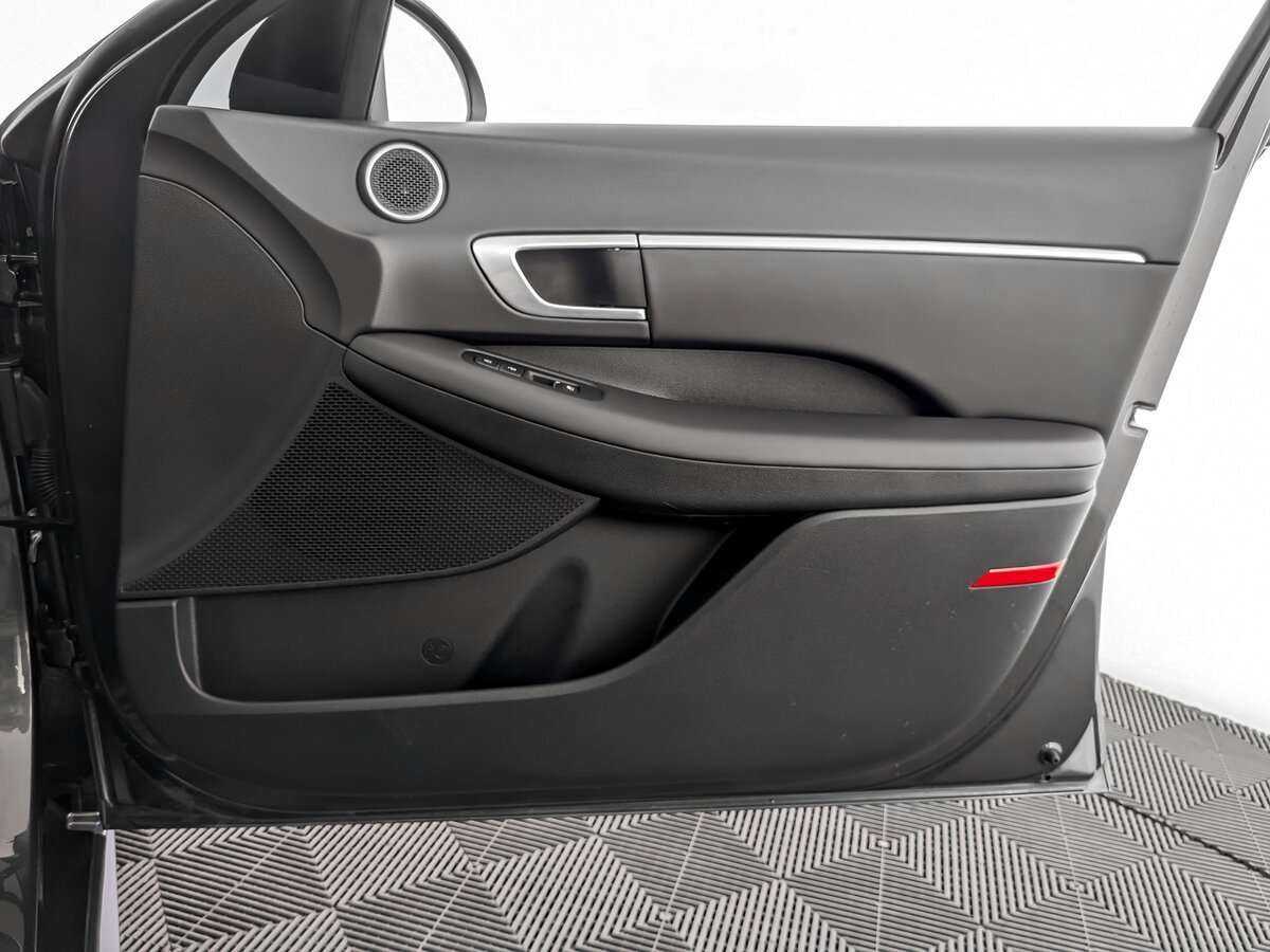 Купить Hyundai Sonata с пробегом. Фото: #19