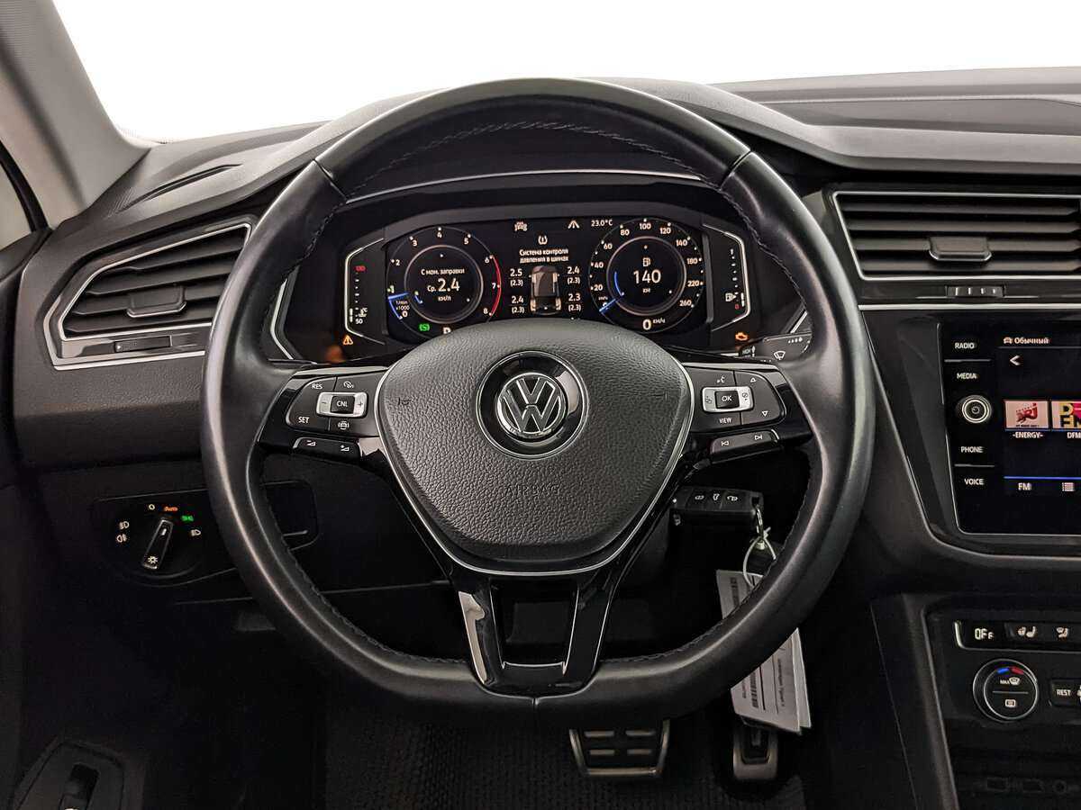 Купить Volkswagen Tiguan с пробегом. Фото: #21