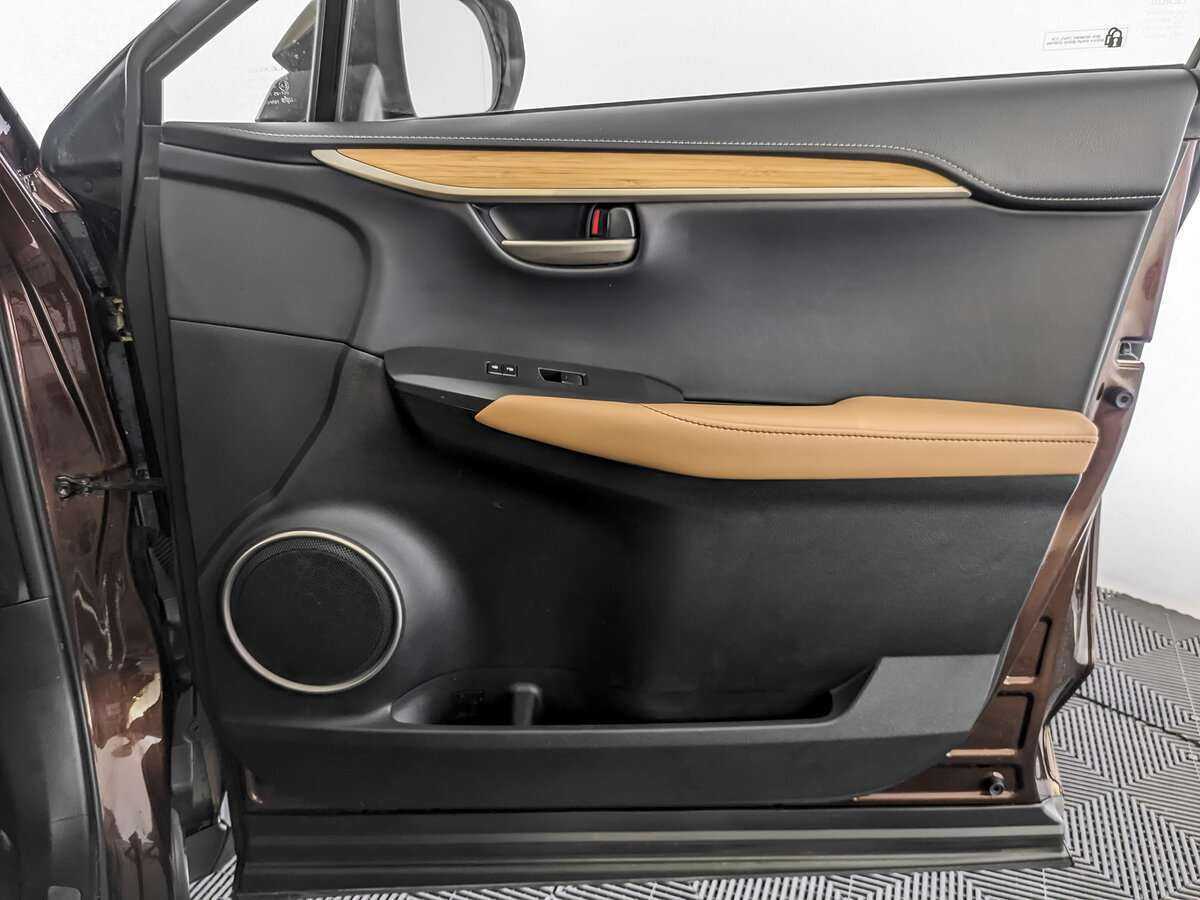 Купить Lexus NX с пробегом. Фото: #20