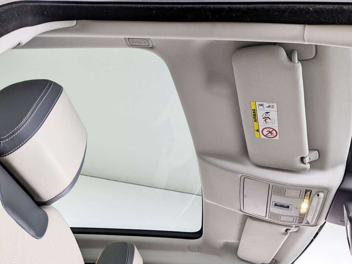 Купить Land Rover Range Rover Evoque с пробегом. Фото: #23