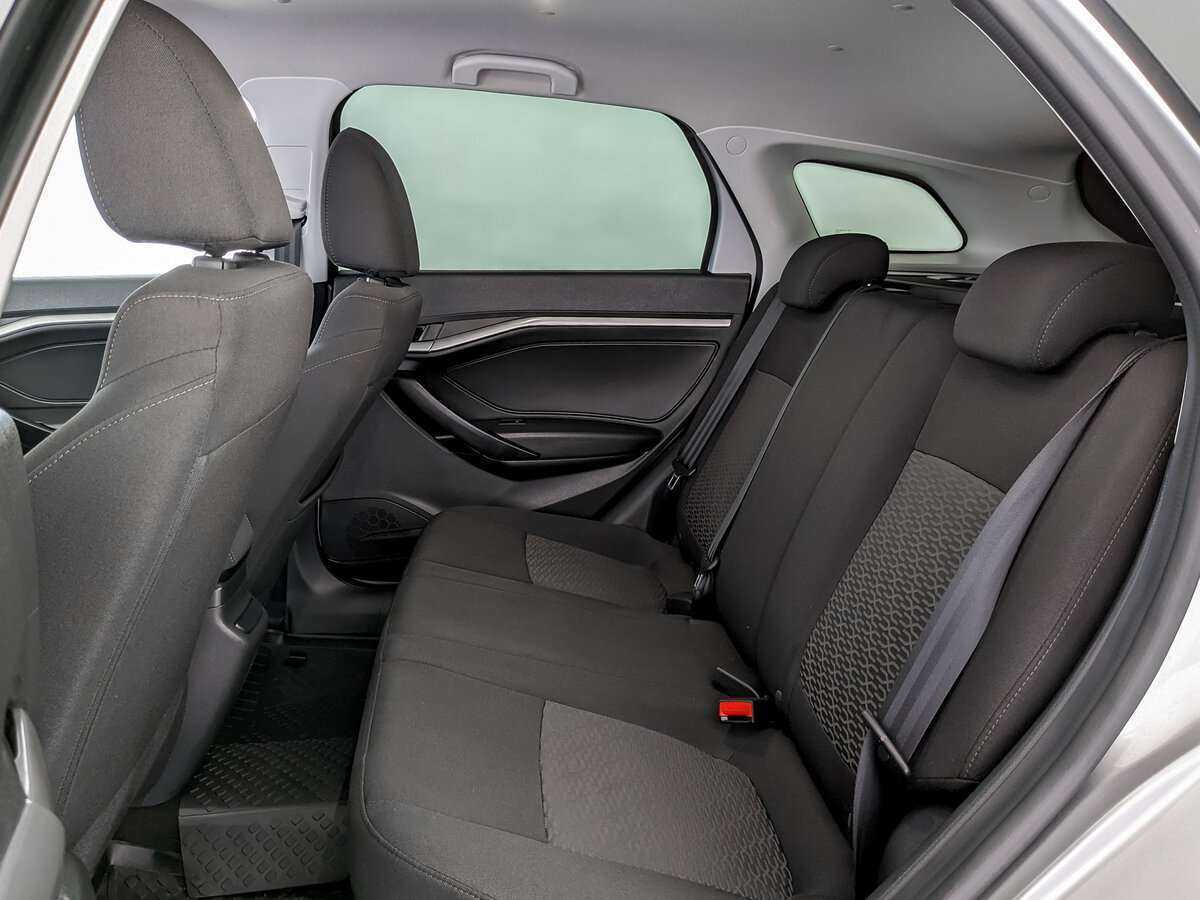 Купить Lada (ВАЗ) Vesta с пробегом. Фото: #9