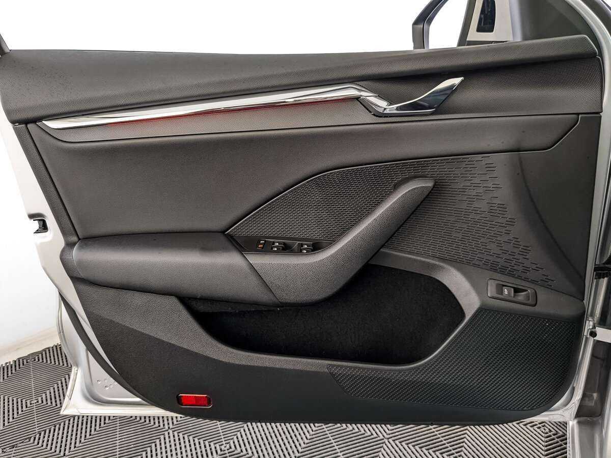 Купить Skoda Octavia с пробегом. Фото: #13