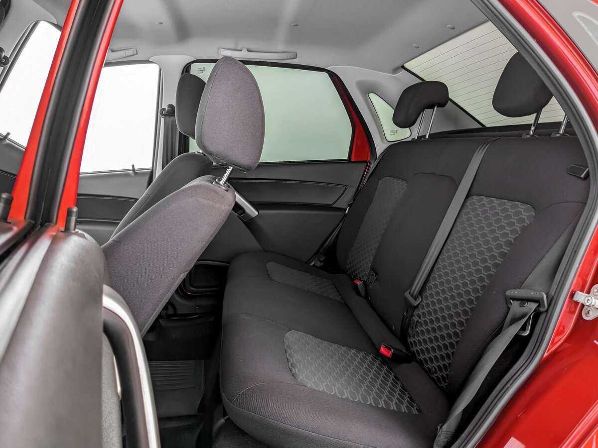 Купить Lada (ВАЗ) Granta с пробегом. Фото: #9