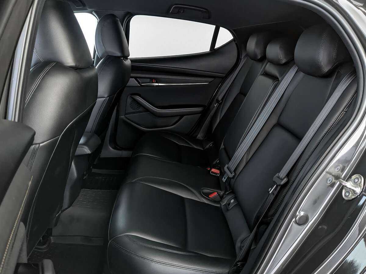 Купить Mazda 3 с пробегом. Фото: #12