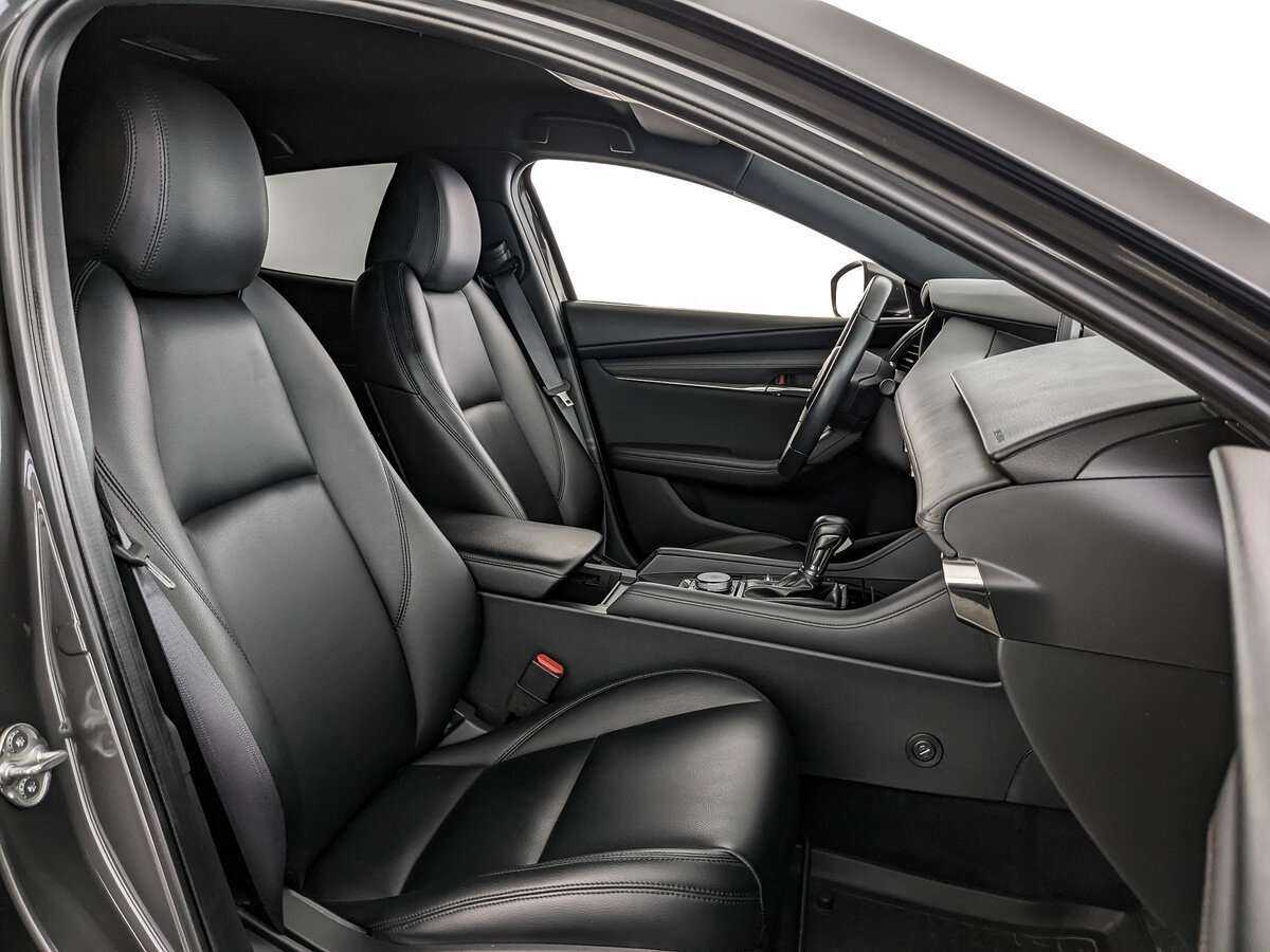 Купить Mazda 3 с пробегом. Фото: #17