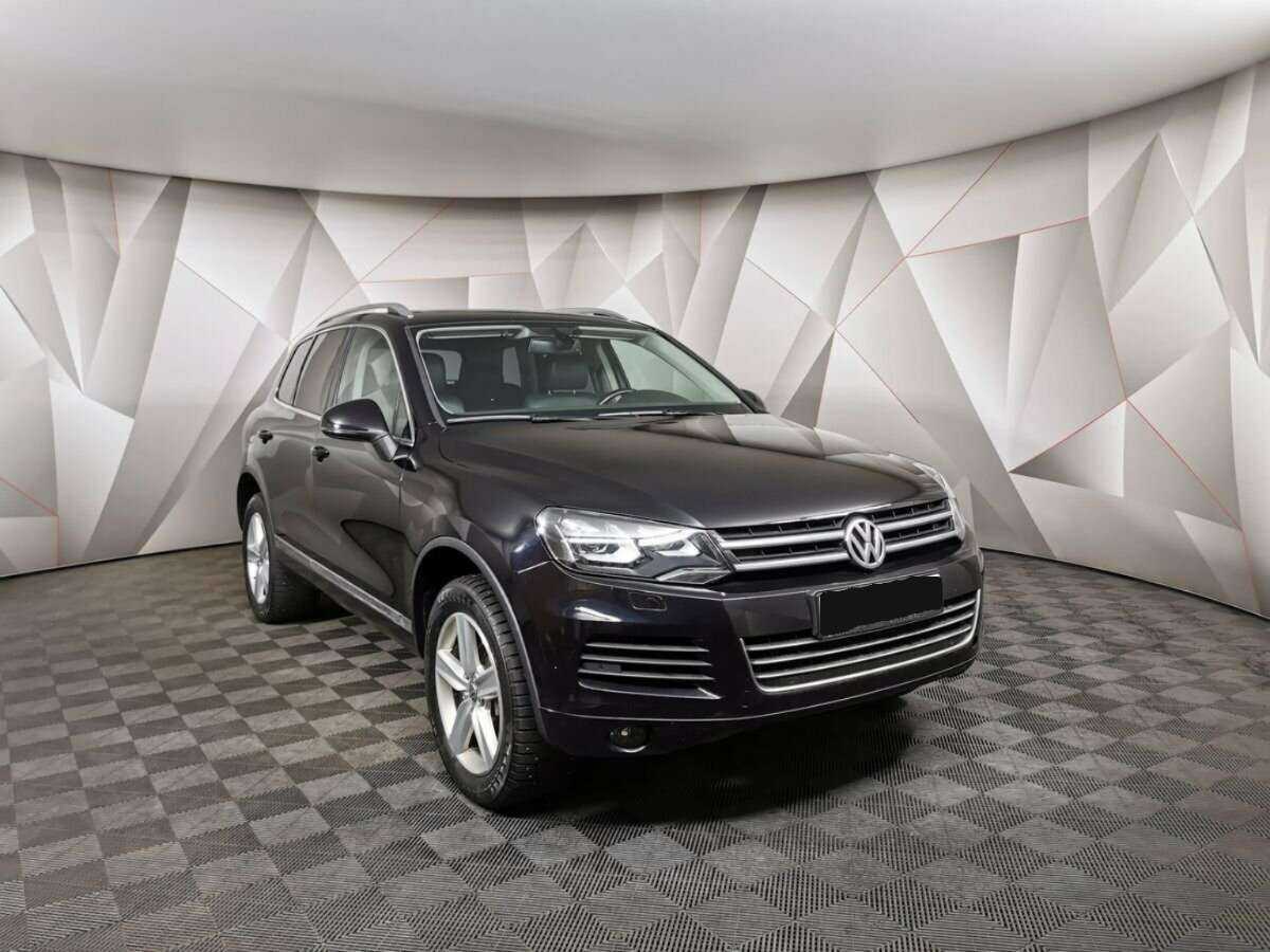 Купить Volkswagen Touareg с пробегом. Фото: #2