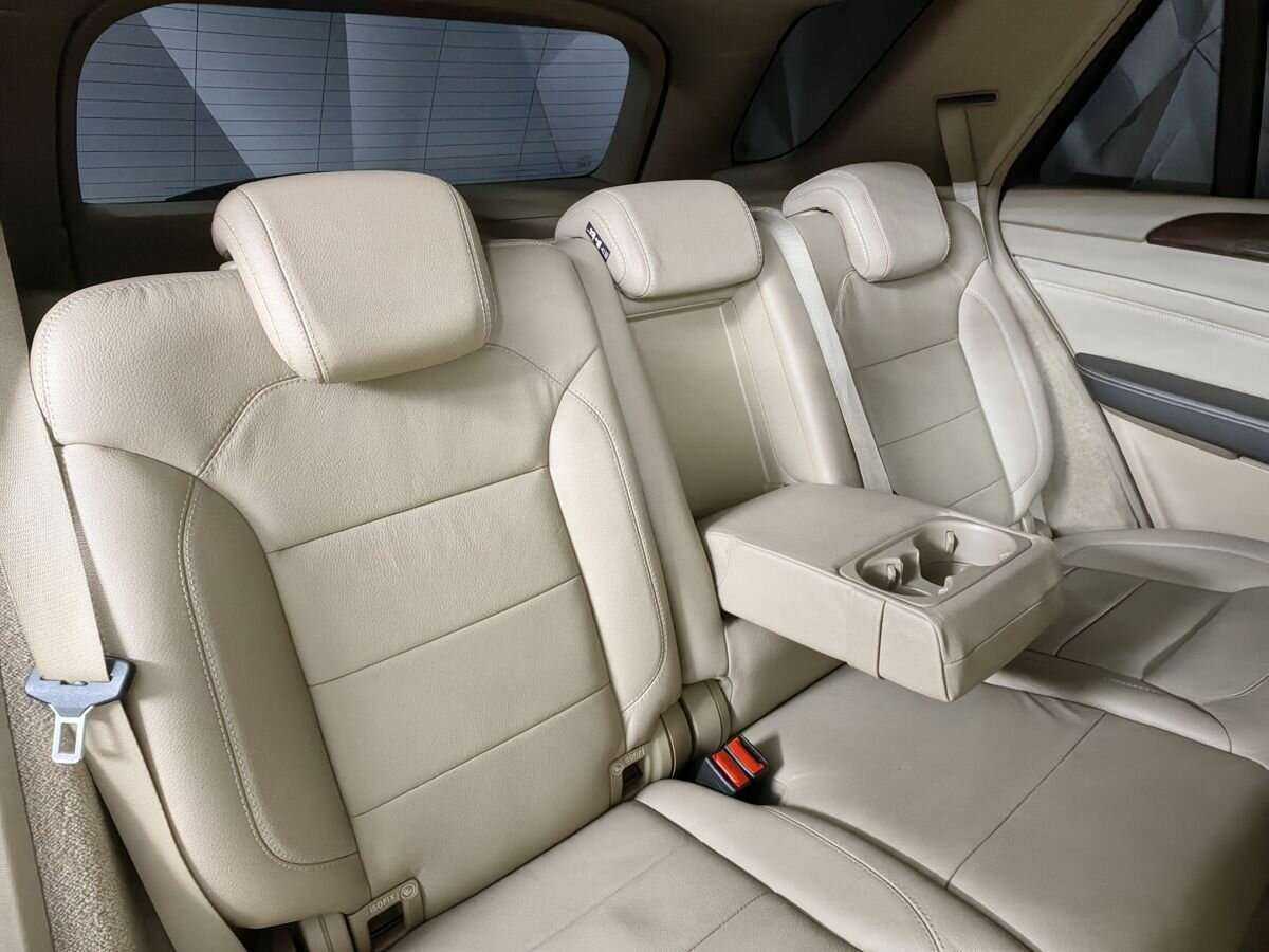 Купить Mercedes-Benz M-Класс с пробегом. Фото: #12