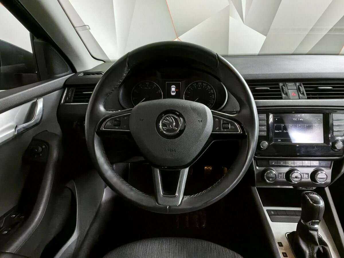 Купить Skoda Octavia с пробегом. Фото: #14