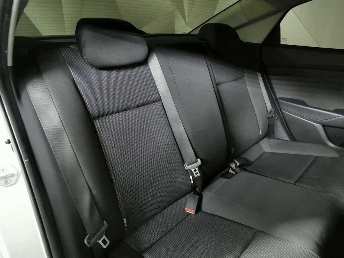 Купить Hyundai Solaris с пробегом. Фото: #12