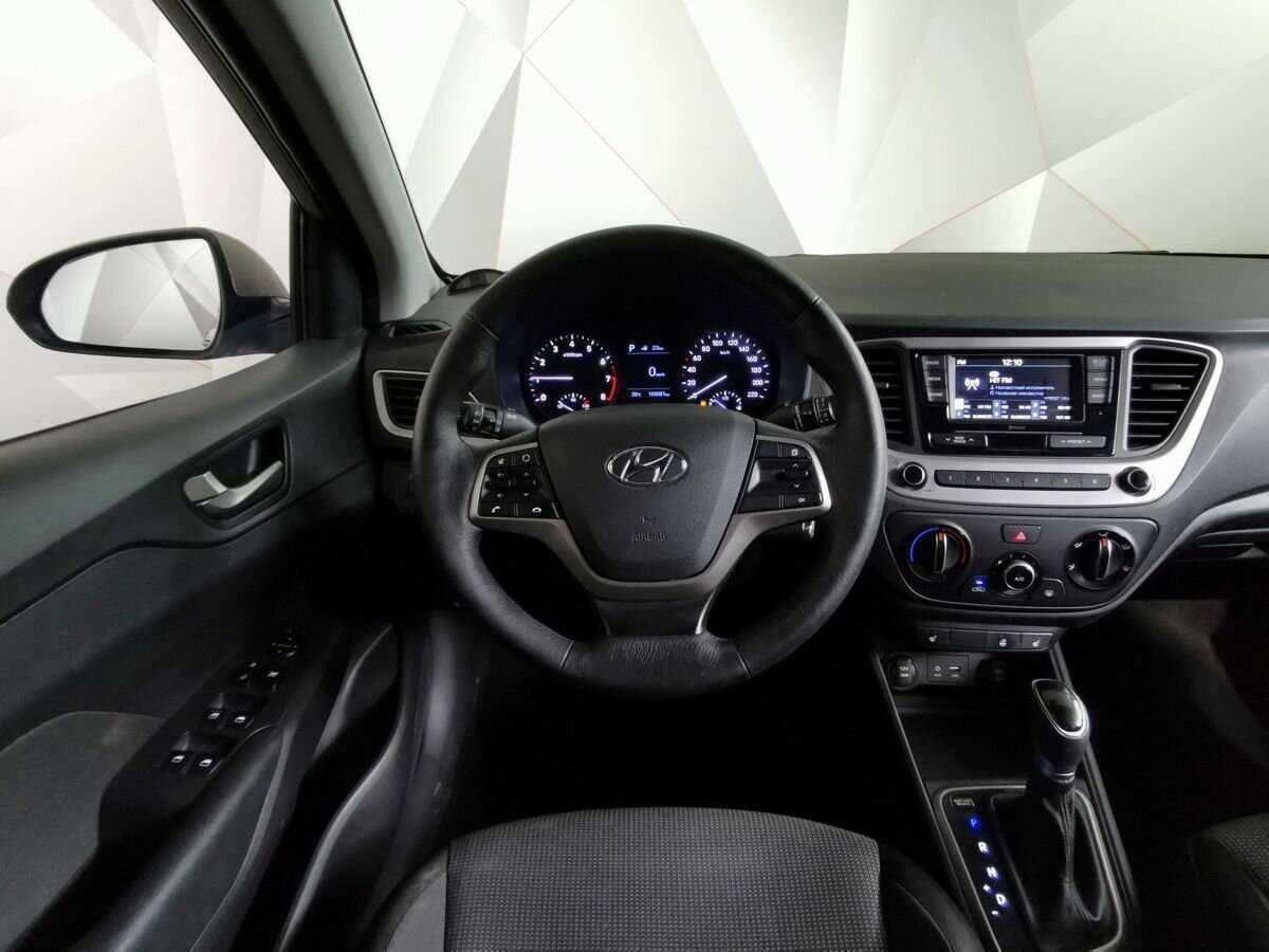 Купить Hyundai Solaris с пробегом. Фото: #14