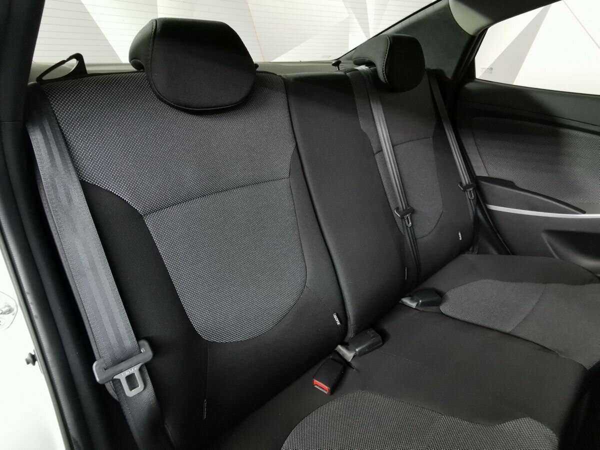 Купить Hyundai Solaris с пробегом. Фото: #12