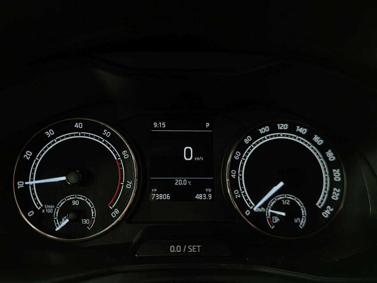 Купить Skoda Rapid с пробегом. Фото: #18