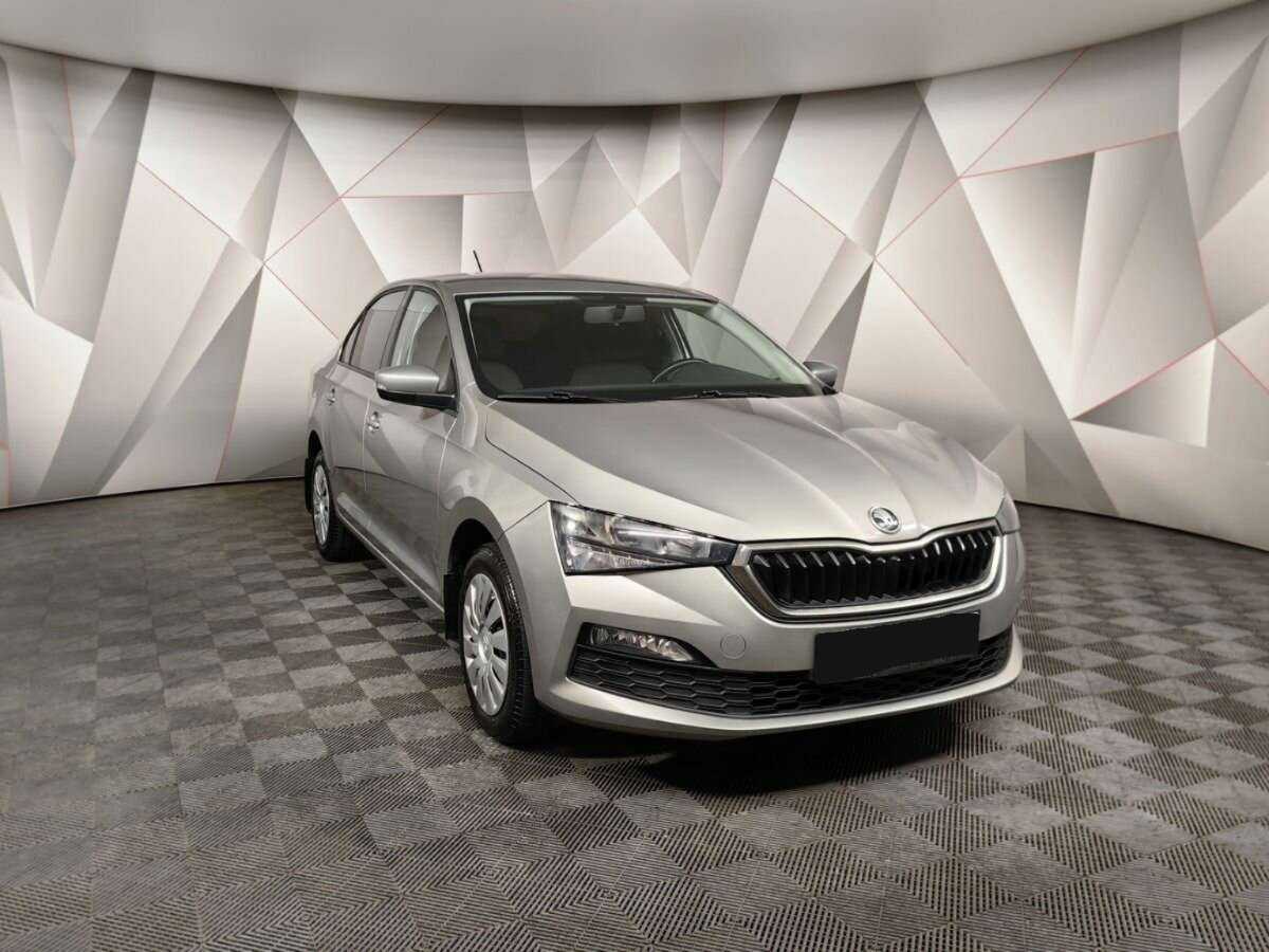 Купить Skoda Rapid с пробегом. Фото: #2