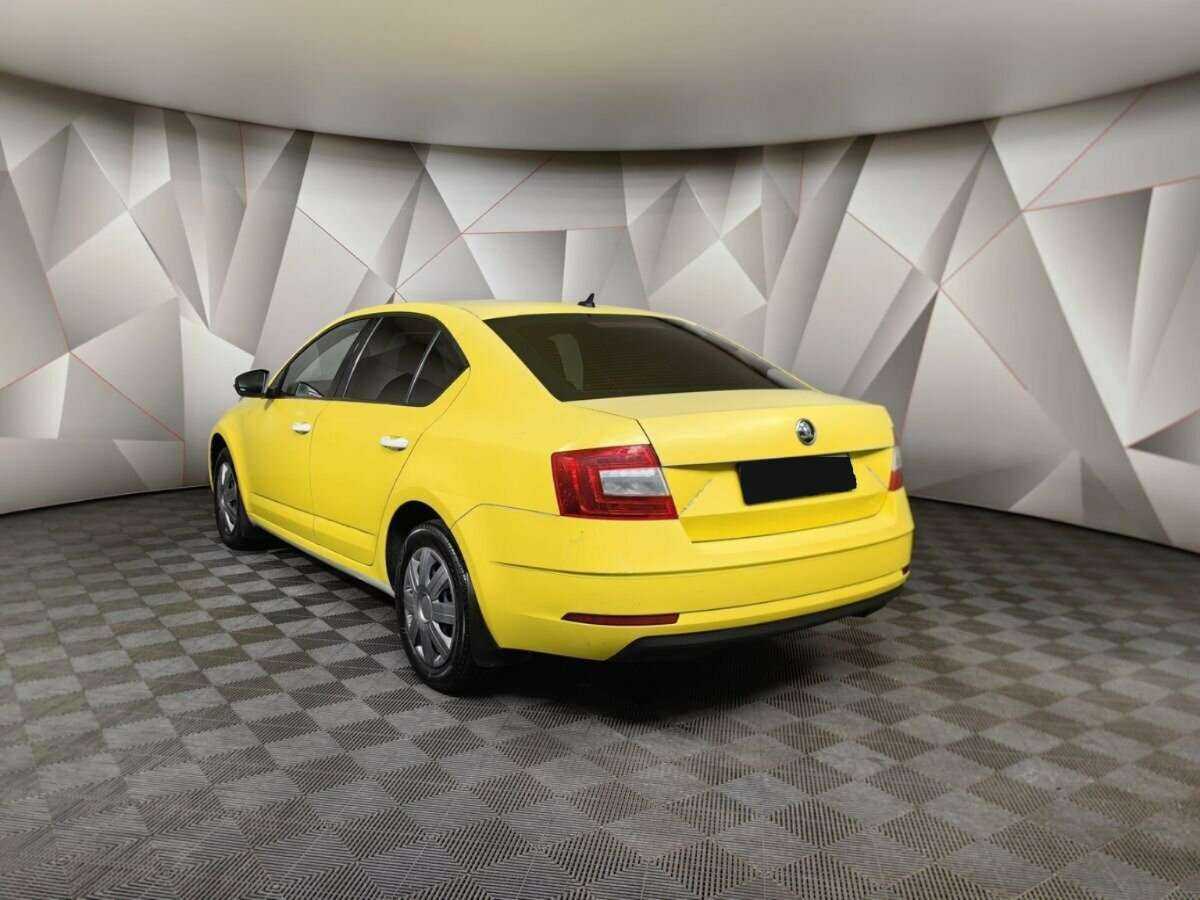 Купить Skoda Octavia с пробегом. Фото: #3