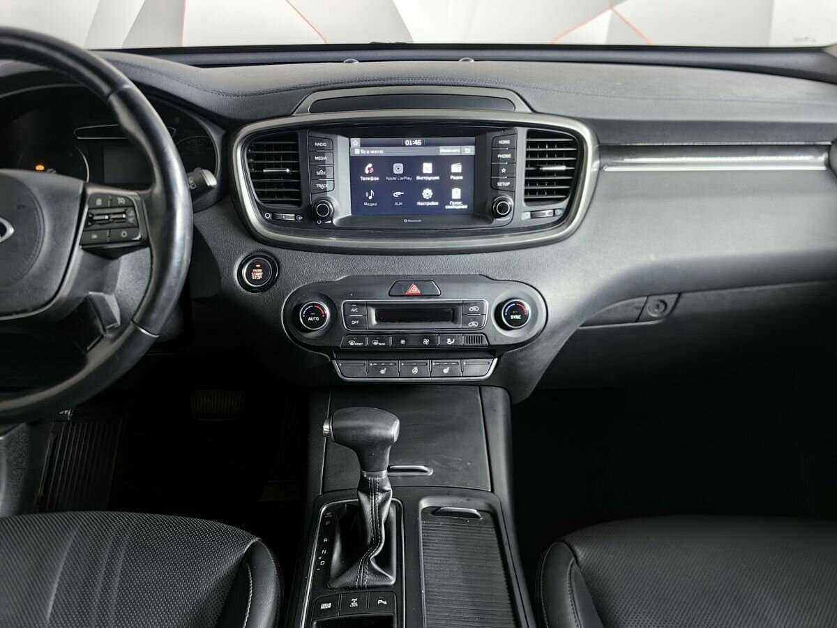 Купить Kia Sorento с пробегом. Фото: #10