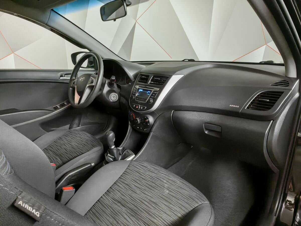 Купить Hyundai Solaris с пробегом. Фото: #7
