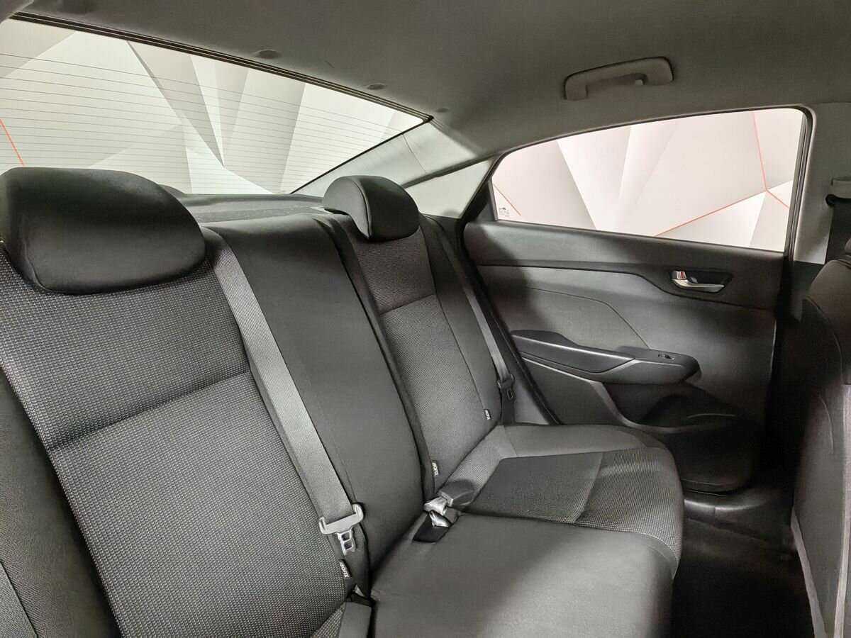 Купить Hyundai Solaris с пробегом. Фото: #12