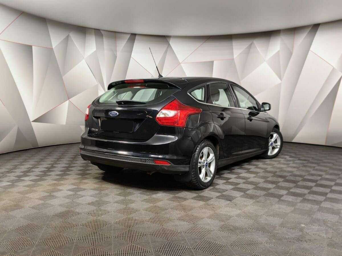 Купить Ford Focus с пробегом. Фото: #1