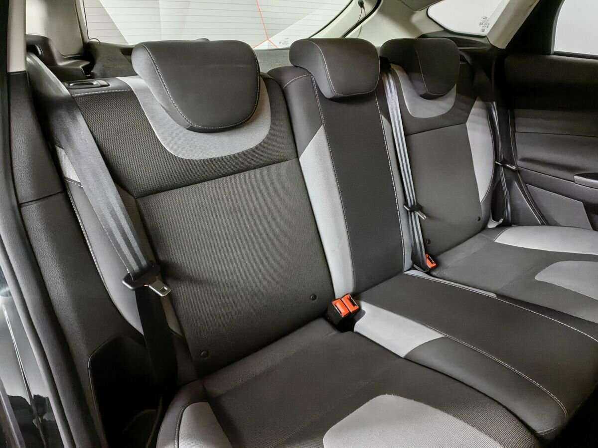 Купить Ford Focus с пробегом. Фото: #12