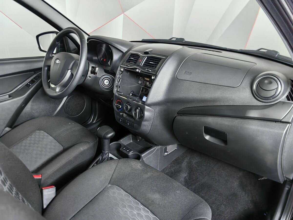 Купить Lada (ВАЗ) Granta с пробегом. Фото: #8